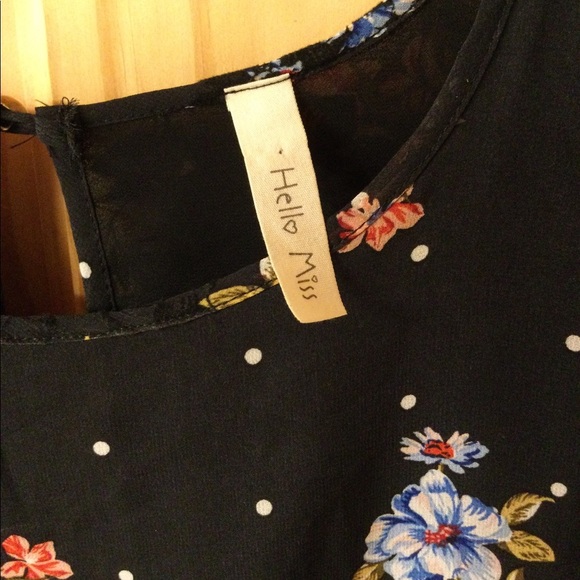 Hello Miss top - Picture 2 of 5